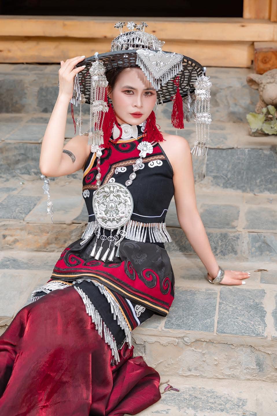 Mẫu cổ trang 052