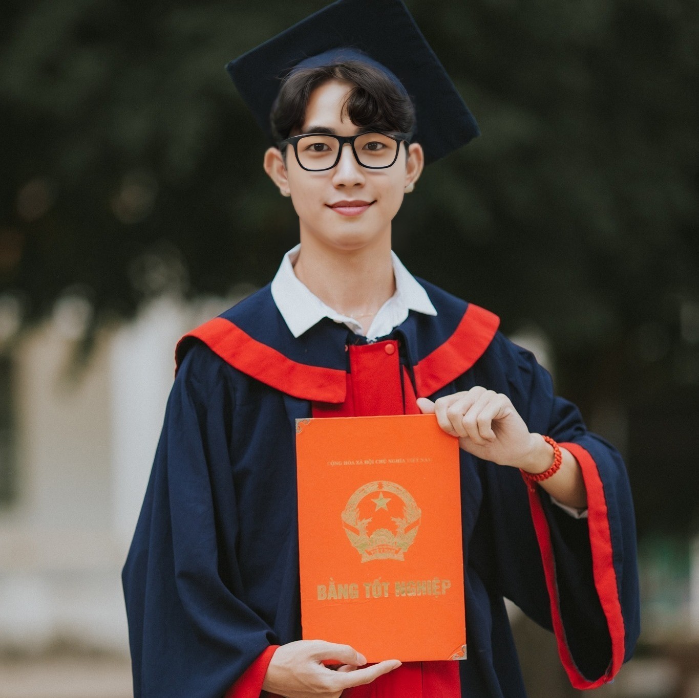 Mẫu cử nhân 09