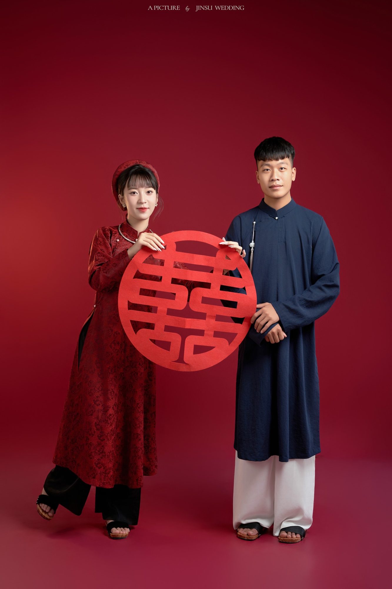Mẫu cưới đôi 318