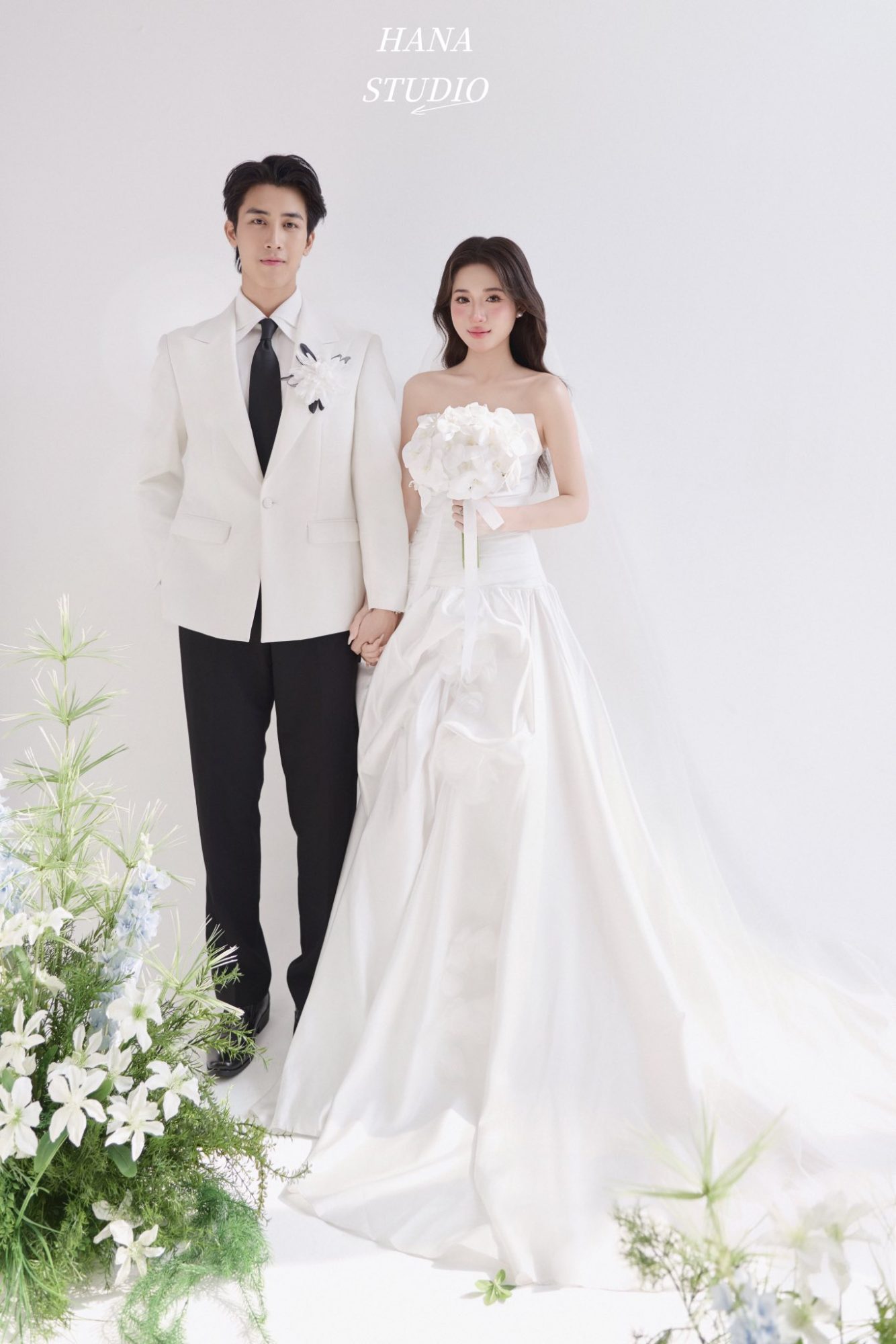 Mẫu cưới đôi 489